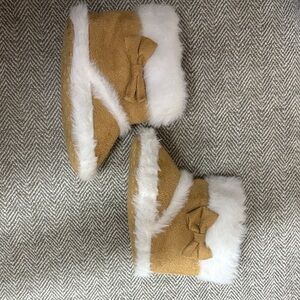 Tan and White Fur-Lined Booties with Bow